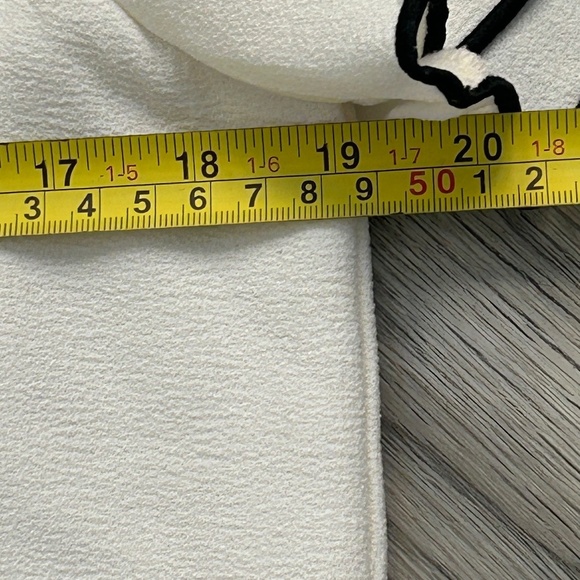 Zara Basic White Blouse w/Black Outline Sz L - Picture 9 of 9